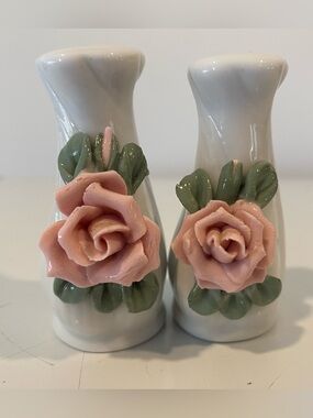 Vintage Porcelain Pink Rose Salt & Pepper Shakers Set 3D Floral White Ceramic